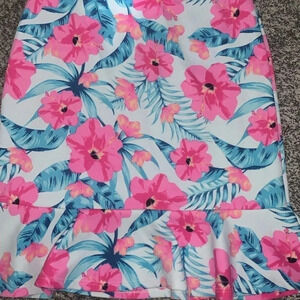 Womens XS Flounce skirt NWT